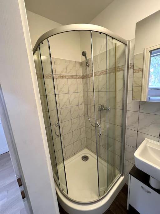 Kleines Aber Feines Apartment In Zentraler Lage - Strandvogtei Sellin ภายนอก รูปภาพ